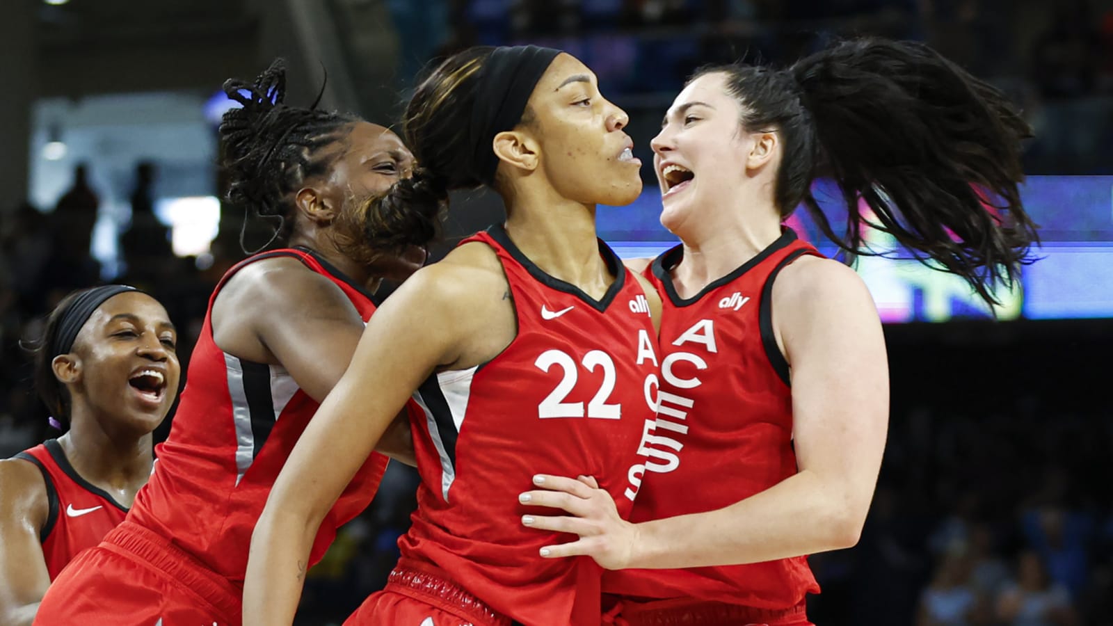 Watch: A'ja Wilson caps off chaotic finish with buzzer-beater