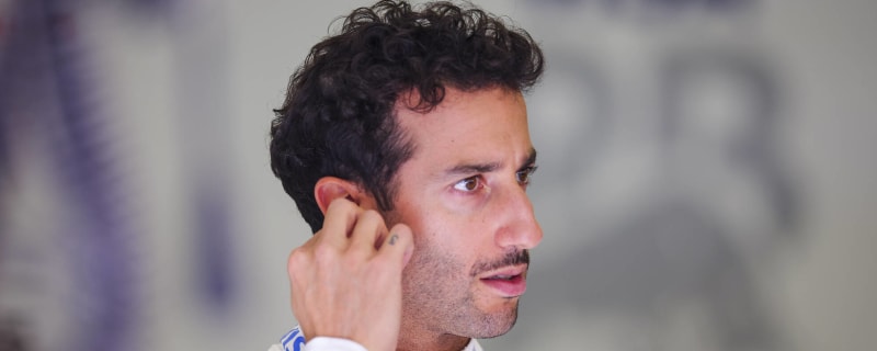 Giancarlo Fisichella claims Mercedes’ quest for Lewis Hamilton’s replacement should end with Daniel Ricciardo