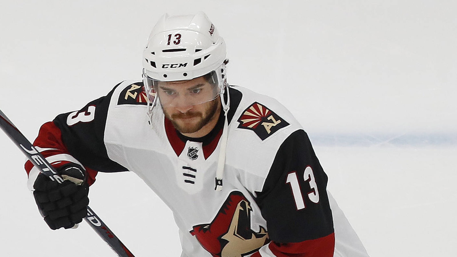 Arizona Coyotes will not qualify Vinnie Hinostroza