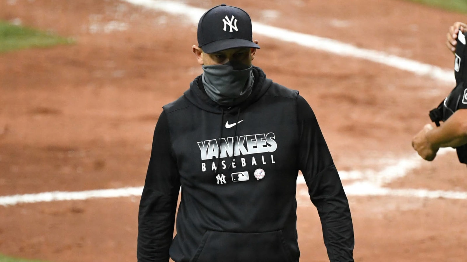 Aaron Boone: Yankees clubhouse 'like a discotheque' after big win