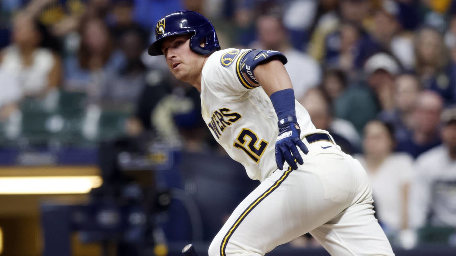 Brewers place Hunter Renfroe on 10-day IL, Mark Mathias selected