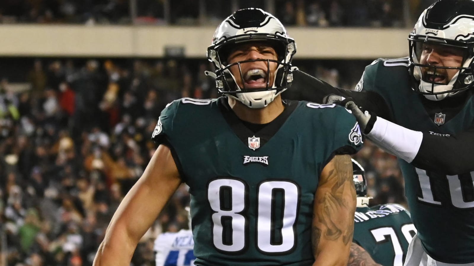 Eagles TE Tyree Jackson suffers torn ACL