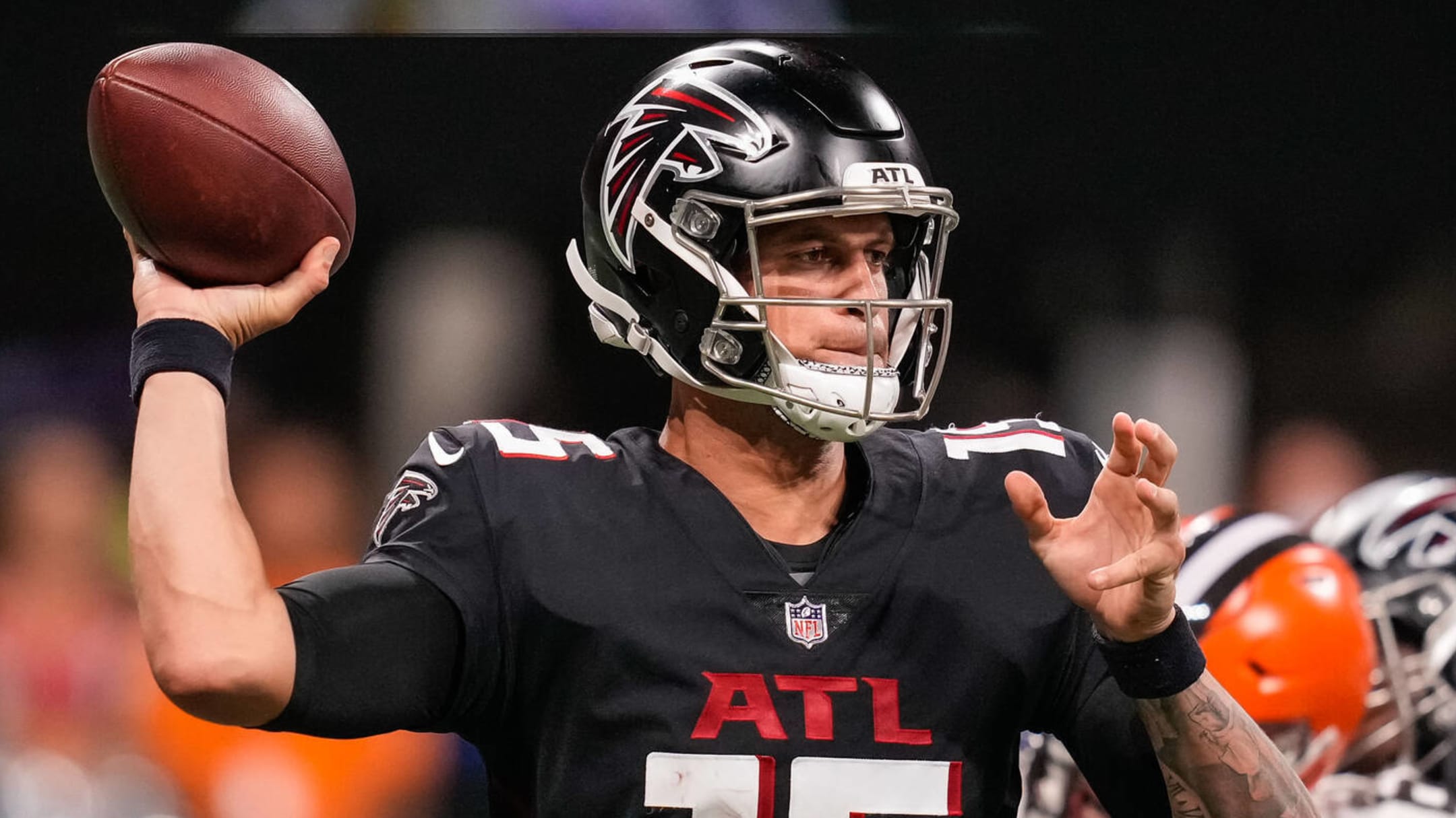 Falcons exploring hybrid role for Feleipe Franks