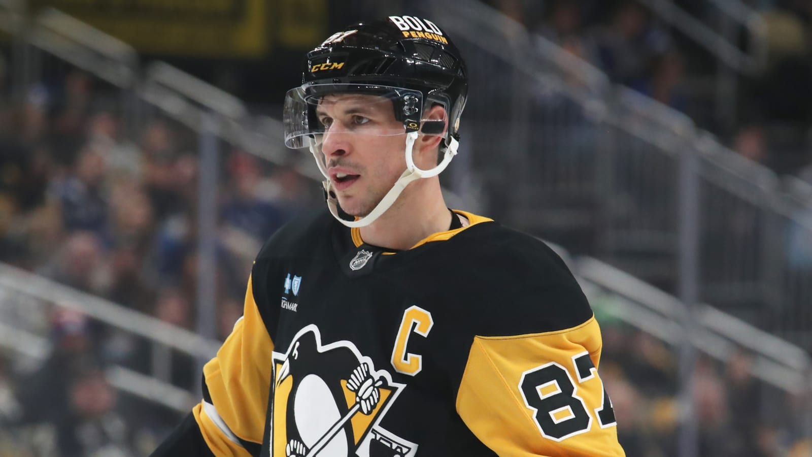 Watch: Crosby passes Hall of Famer on all-time assists list