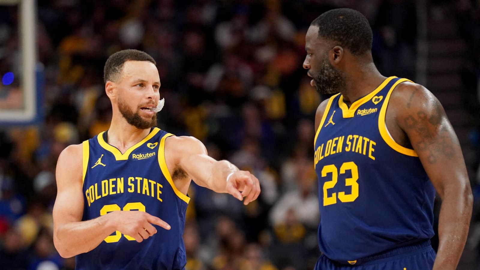 Draymond Green’s ejection leaves Stephen Curry dejected