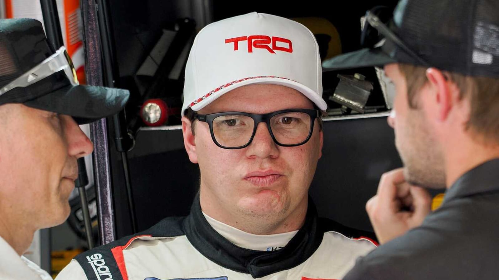 Bad pit stop costs Sheldon Creed first career win at Darlington