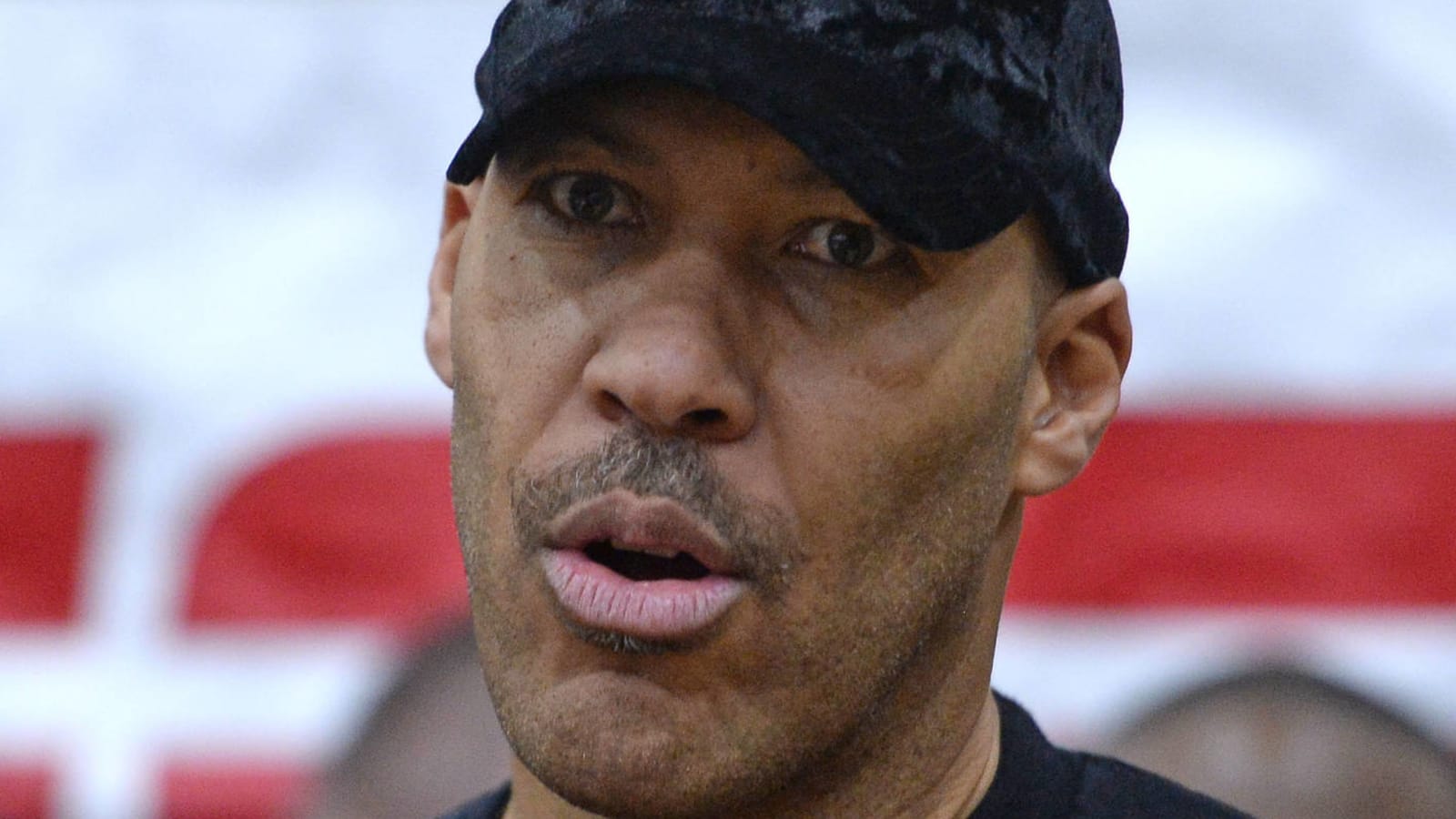 LaVar Ball delivered harsh advice to his sons about finding girlfriends in the NBA