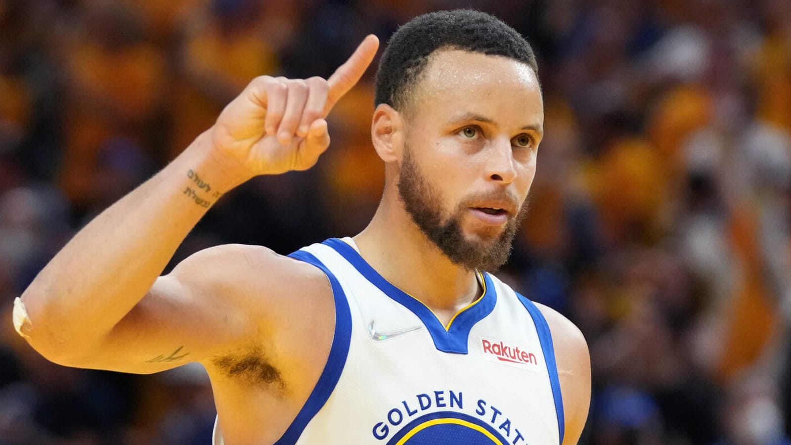Stephen Curry says one thing still missing from resume