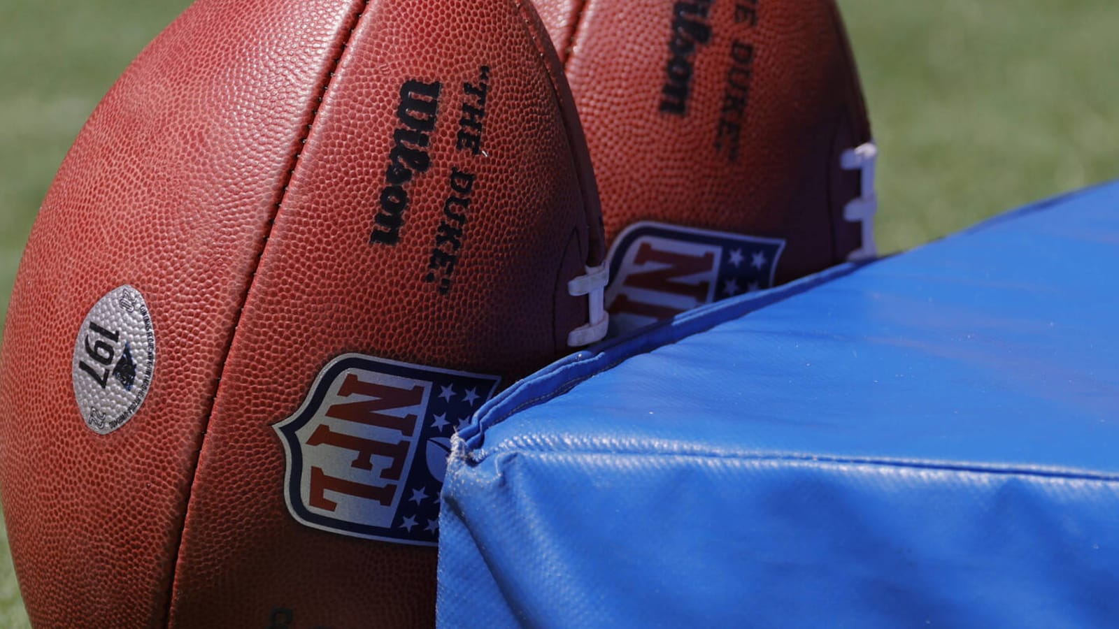 DirecTV to reimburse Sunday Ticket customers Yardbarker