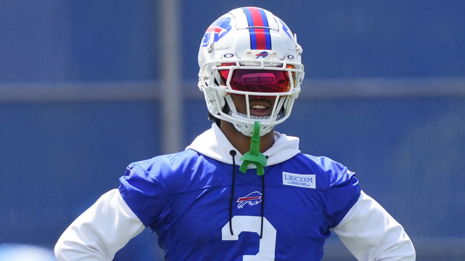 Watch: Damar Hamlin greeted by Bills Mafia