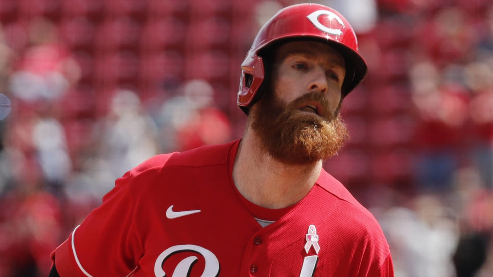 Reds outright infielder Colin Moran