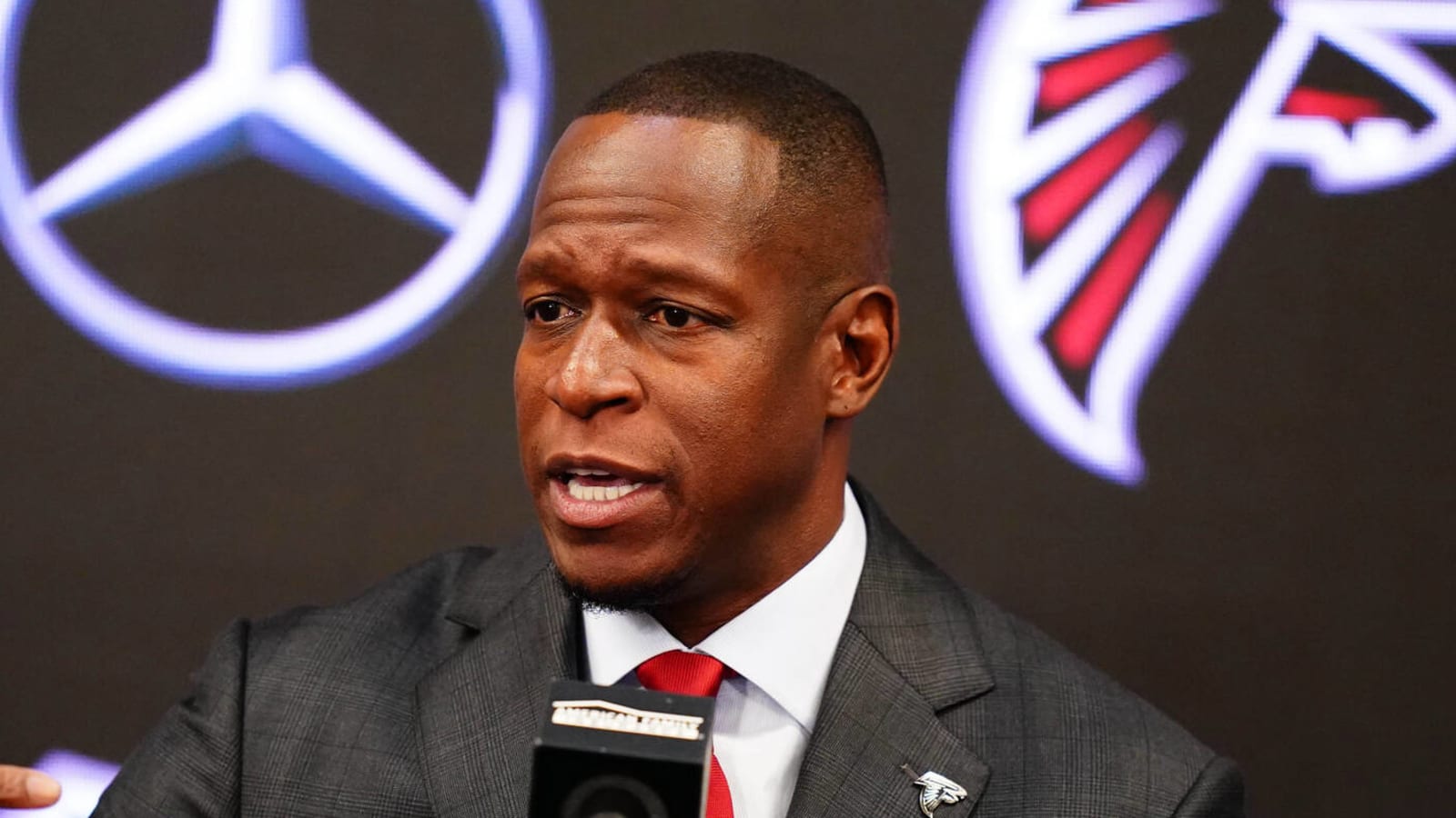 Falcons HC addresses QB situation after curious draft pick