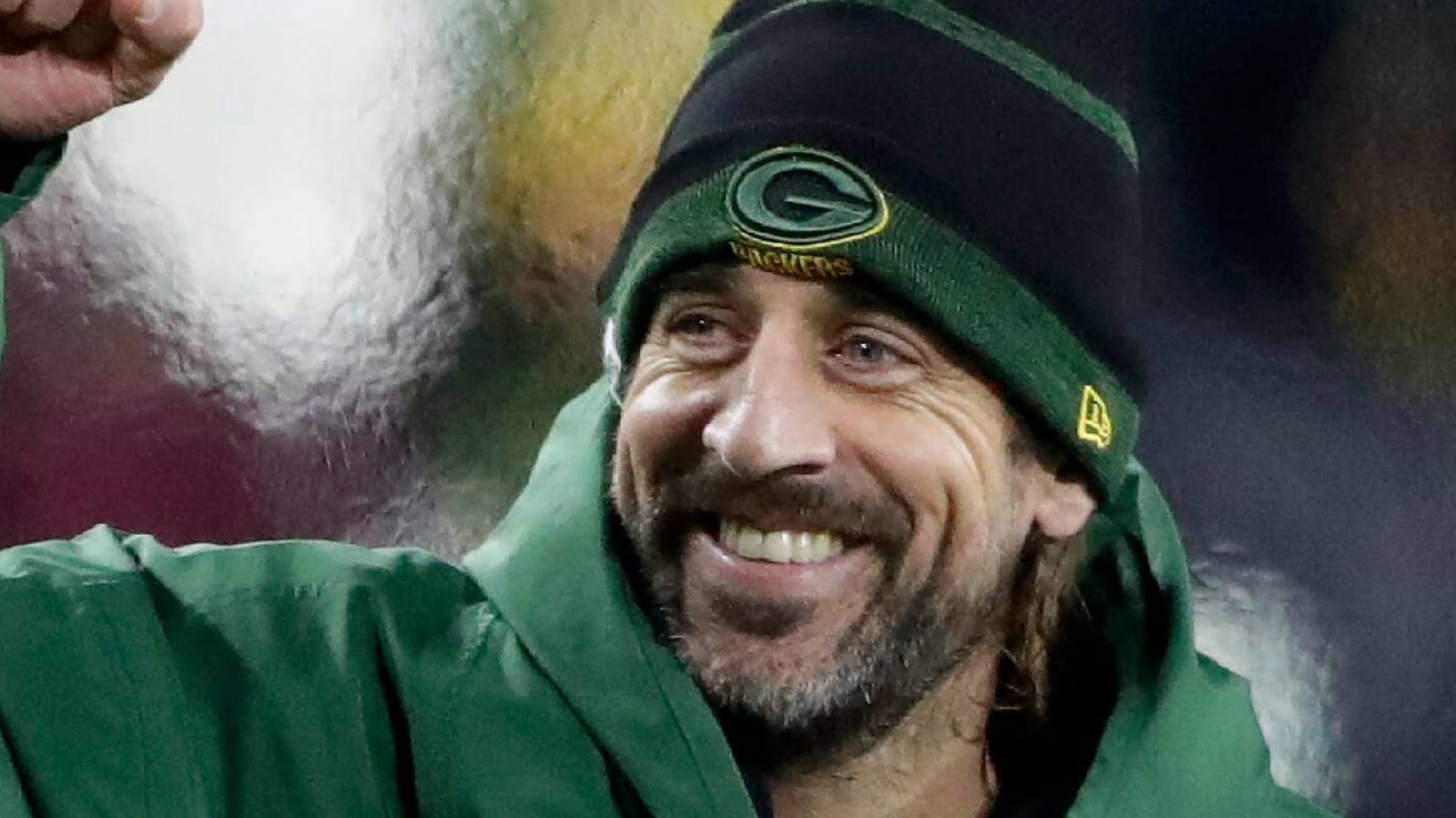 Aaron Rodgers eyeing top NFL salary as Packers receive trade offers