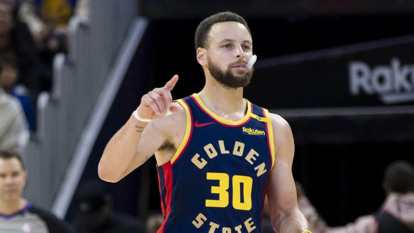 How Could Lakers Steal Stephen Curry Away from Warriors?