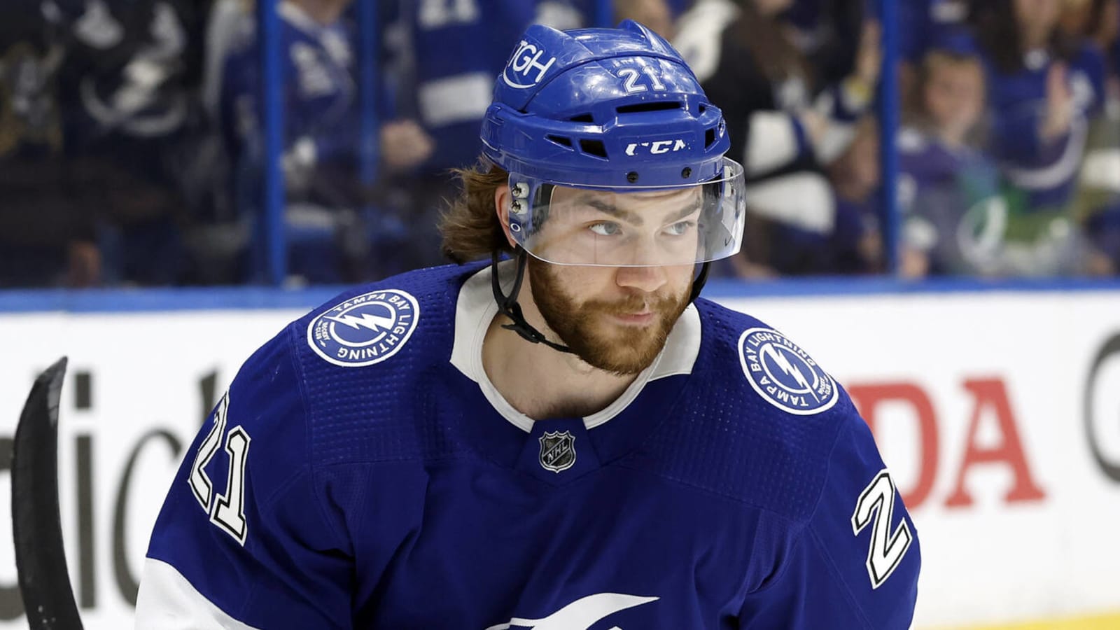 Lightning 'planning to play without' Brayden Point in ECF