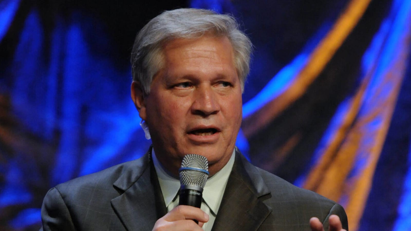 Longtime NFL reporter Chris Mortensen dies at 72 years old