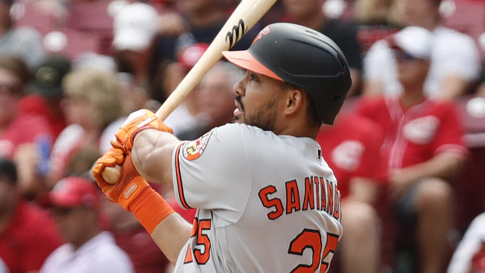 Orioles working out Anthony Santander at first base