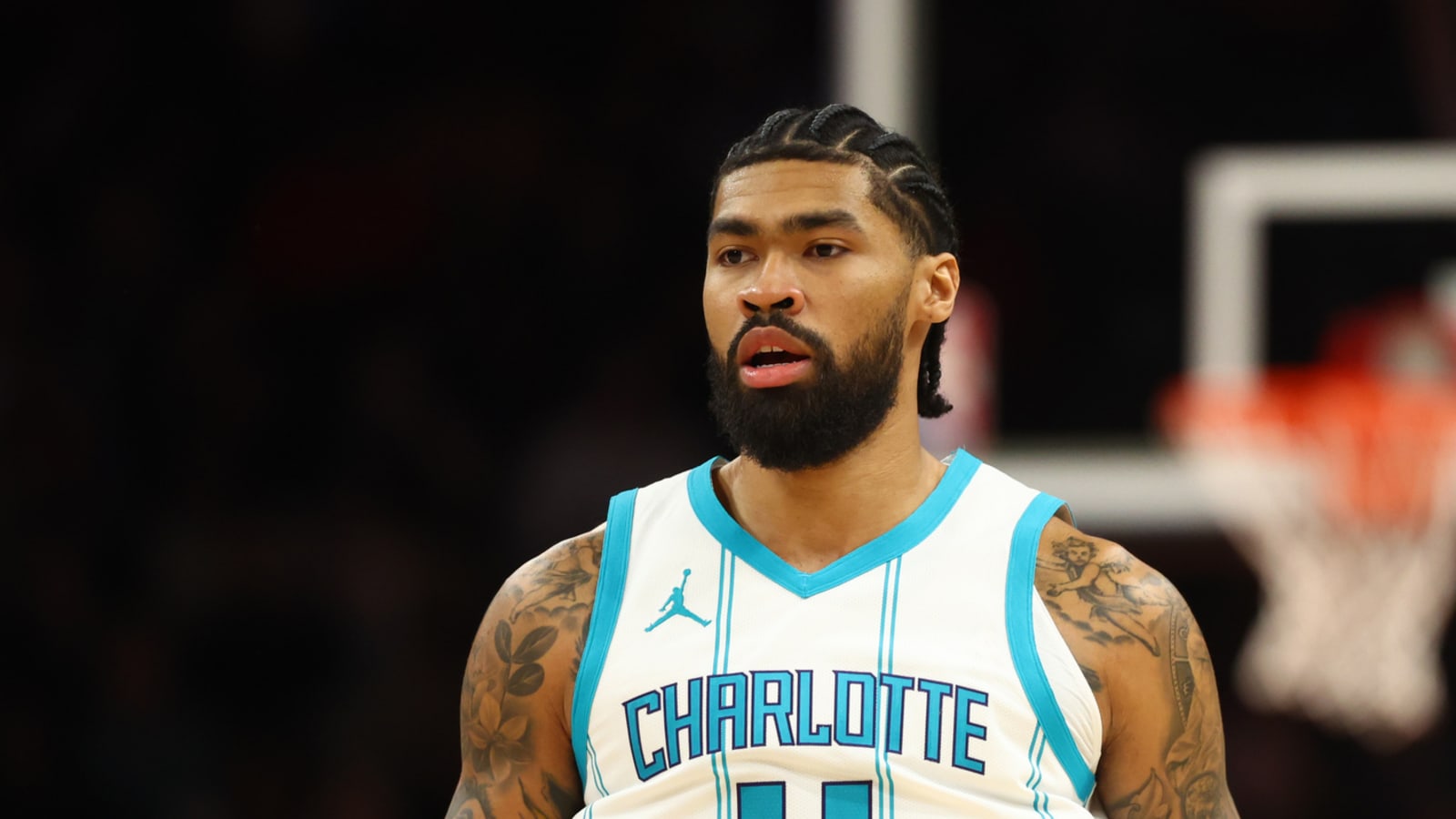 Hornets trade Nick Richards to Suns for Josh Okogie, picks