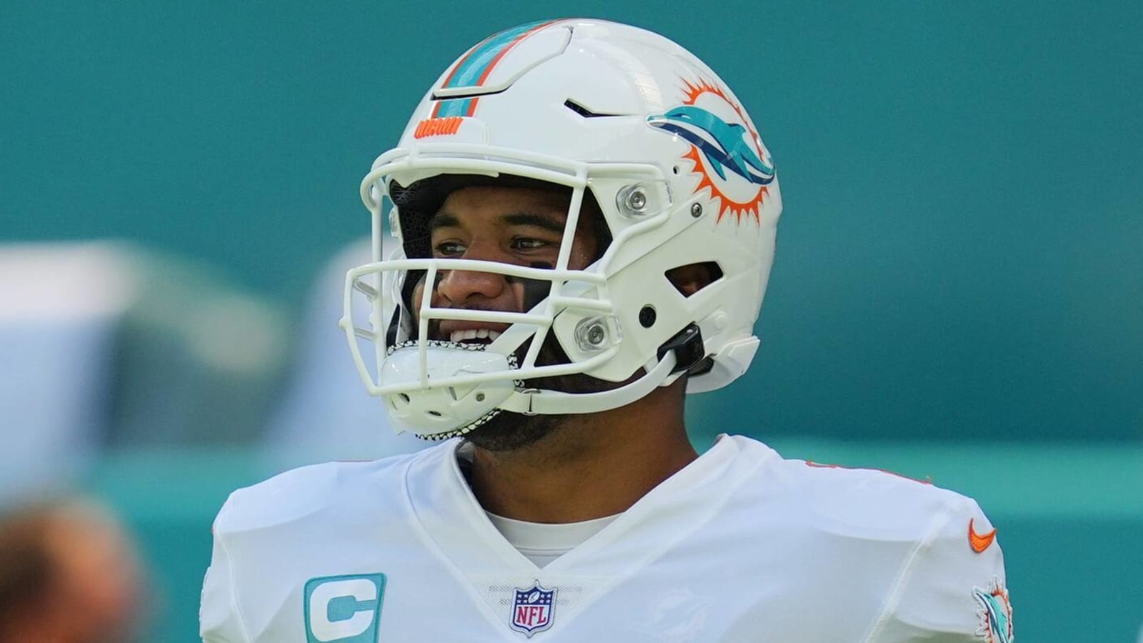 QB Tua Tagovailoa finally thriving with Dolphins