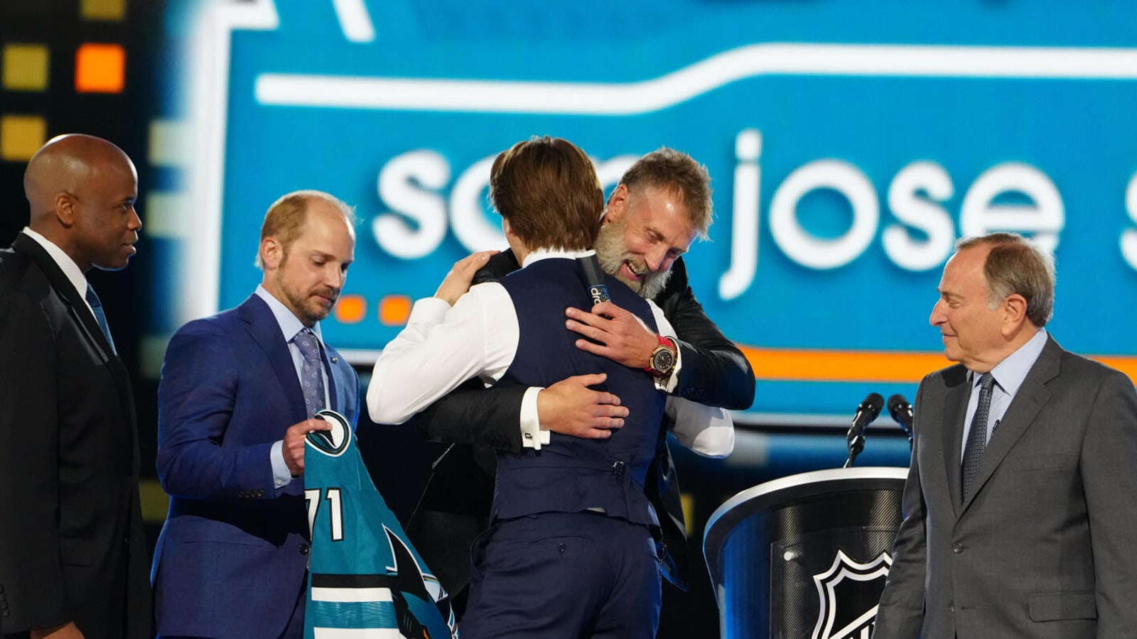 Celebrini-Thornton Could Be Sharks’ Next Great Rookie-Veteran Living Arrangement