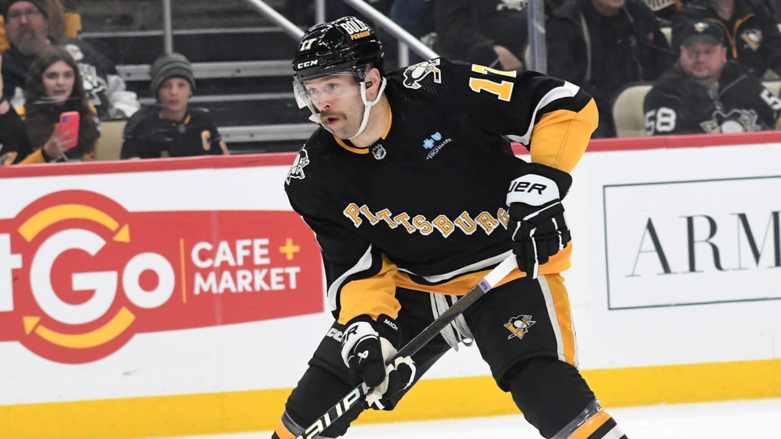 Penguins HC provides injury update on Bryan Rust