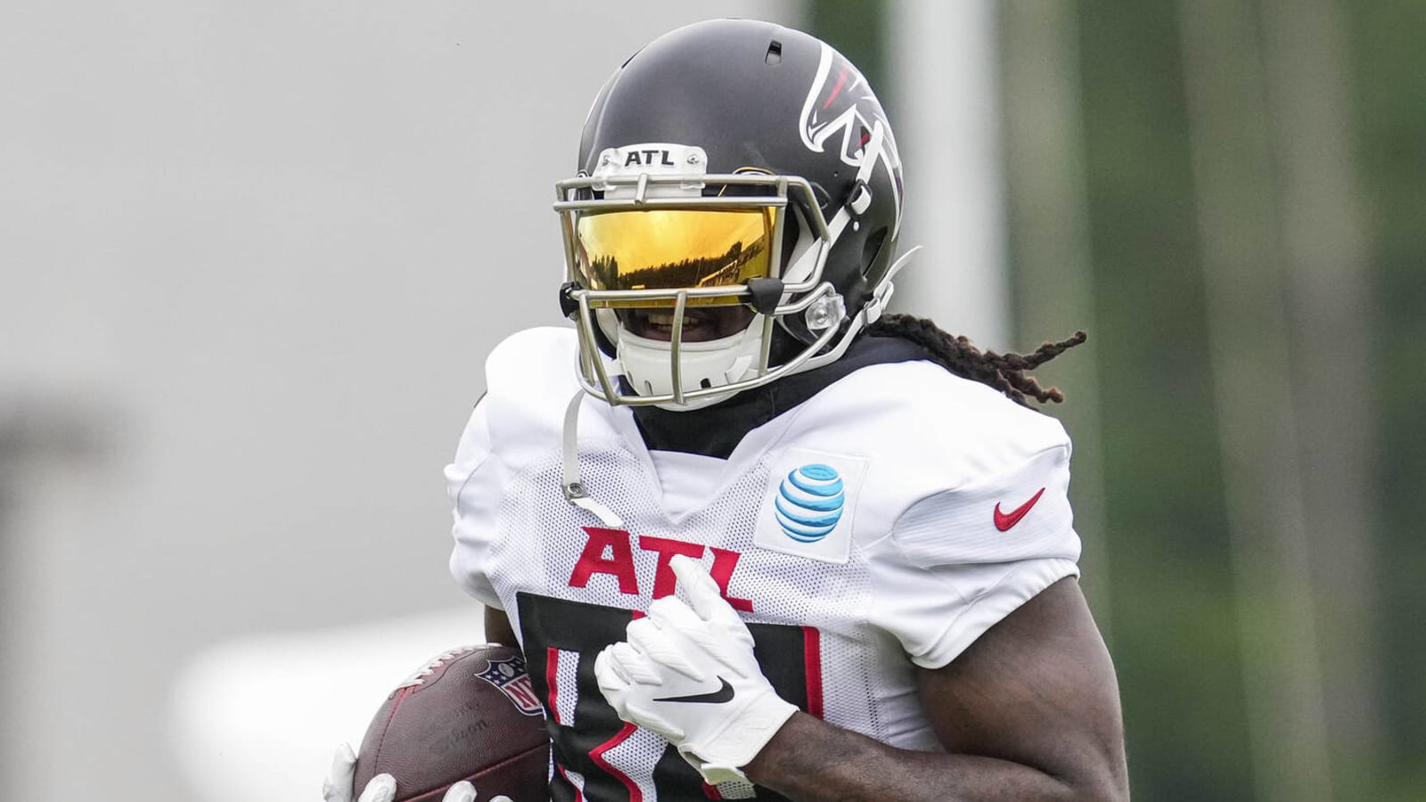 Falcons place RB Cordarrelle Patterson on IR