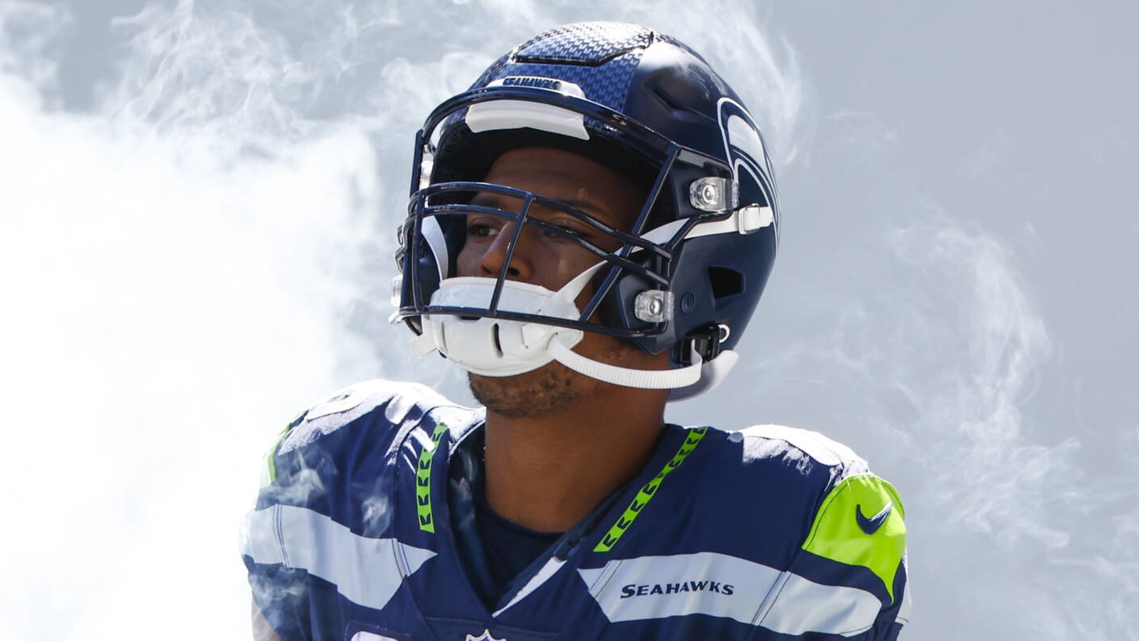 Tyler Lockett makes clear he was not taking shot at Russell Wilson