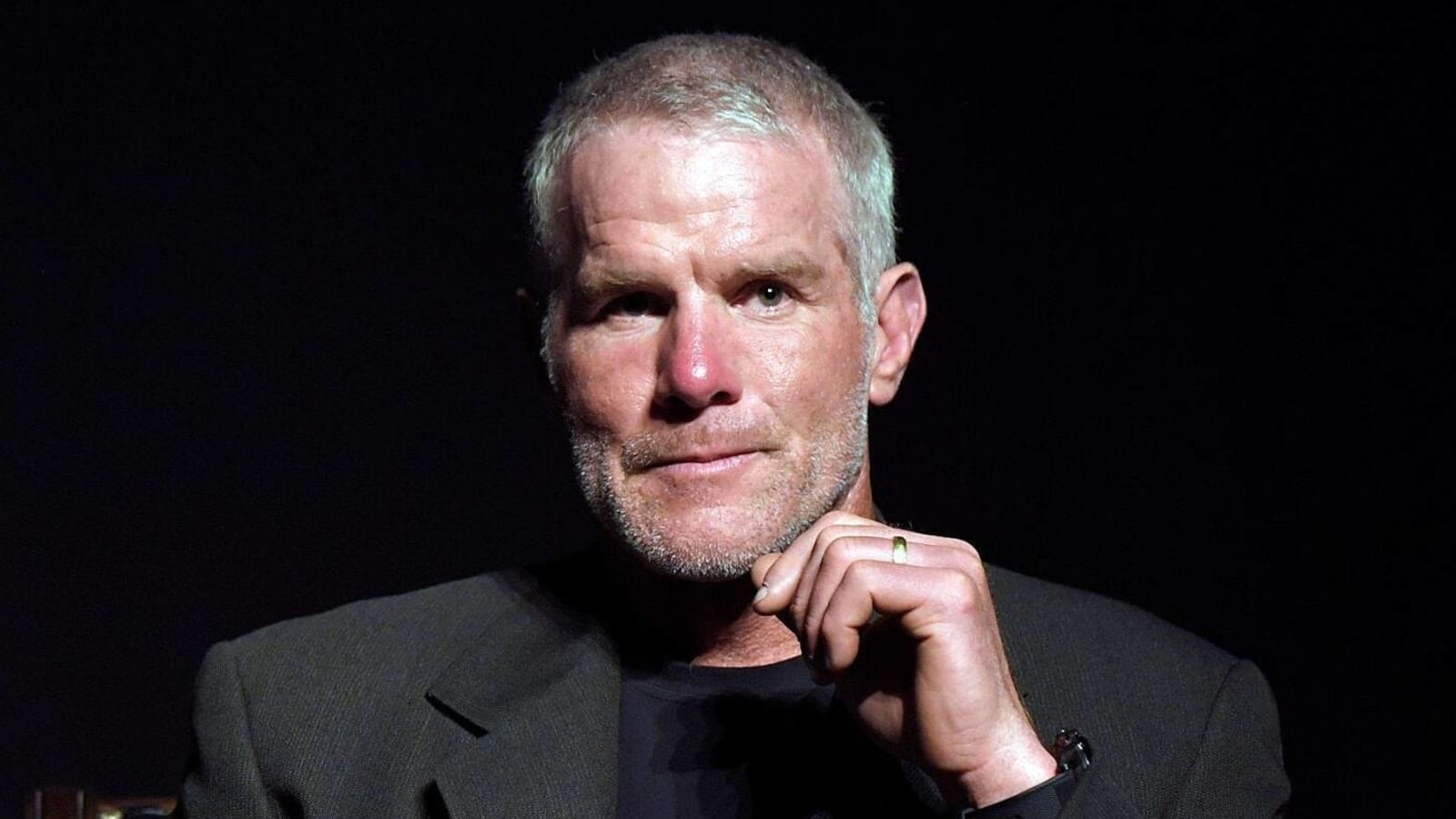 Texts show Favre's alleged involvement in welfare scandal