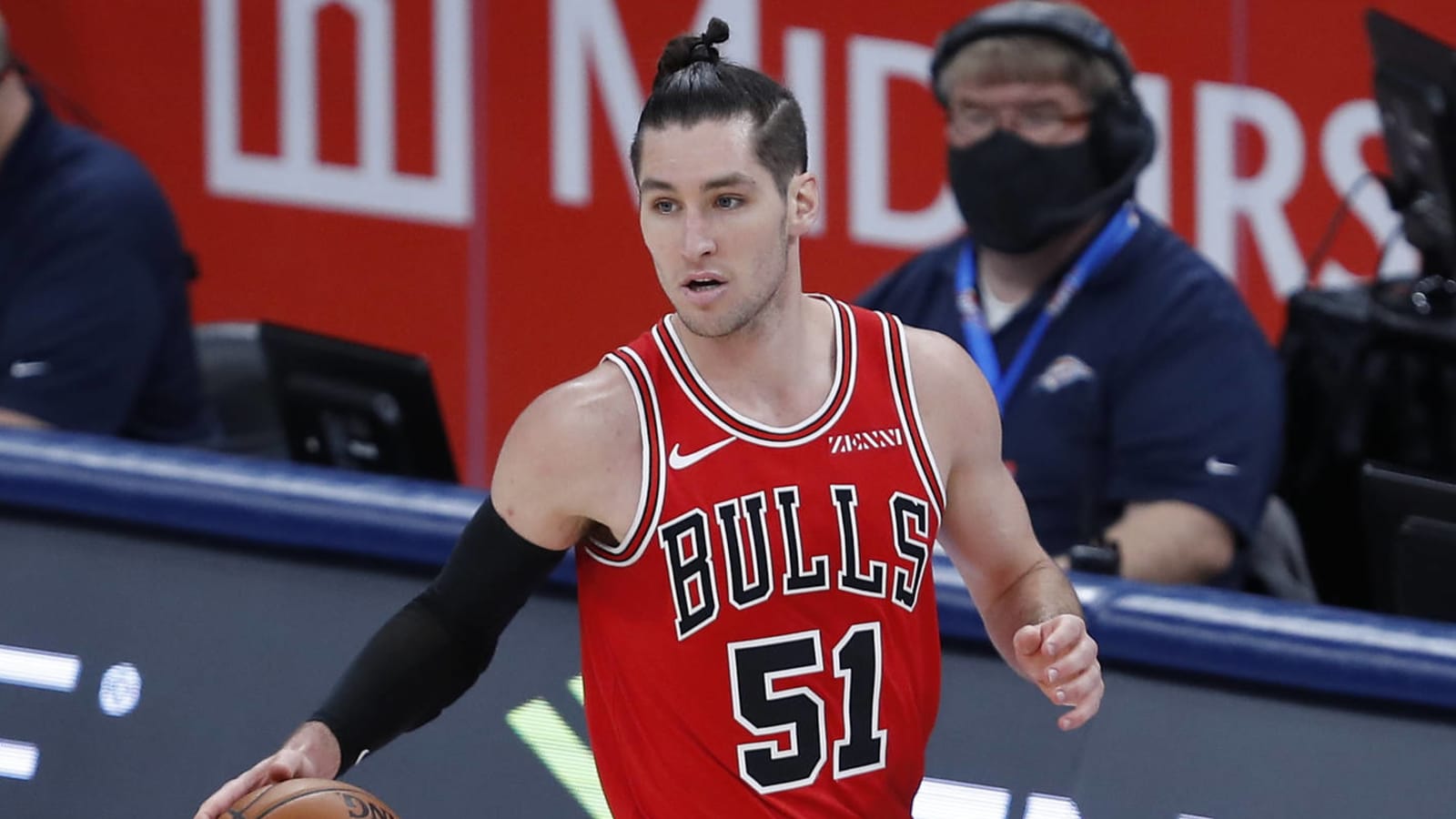 Ryan Arcidiacono, Celtics agree to training-camp deal