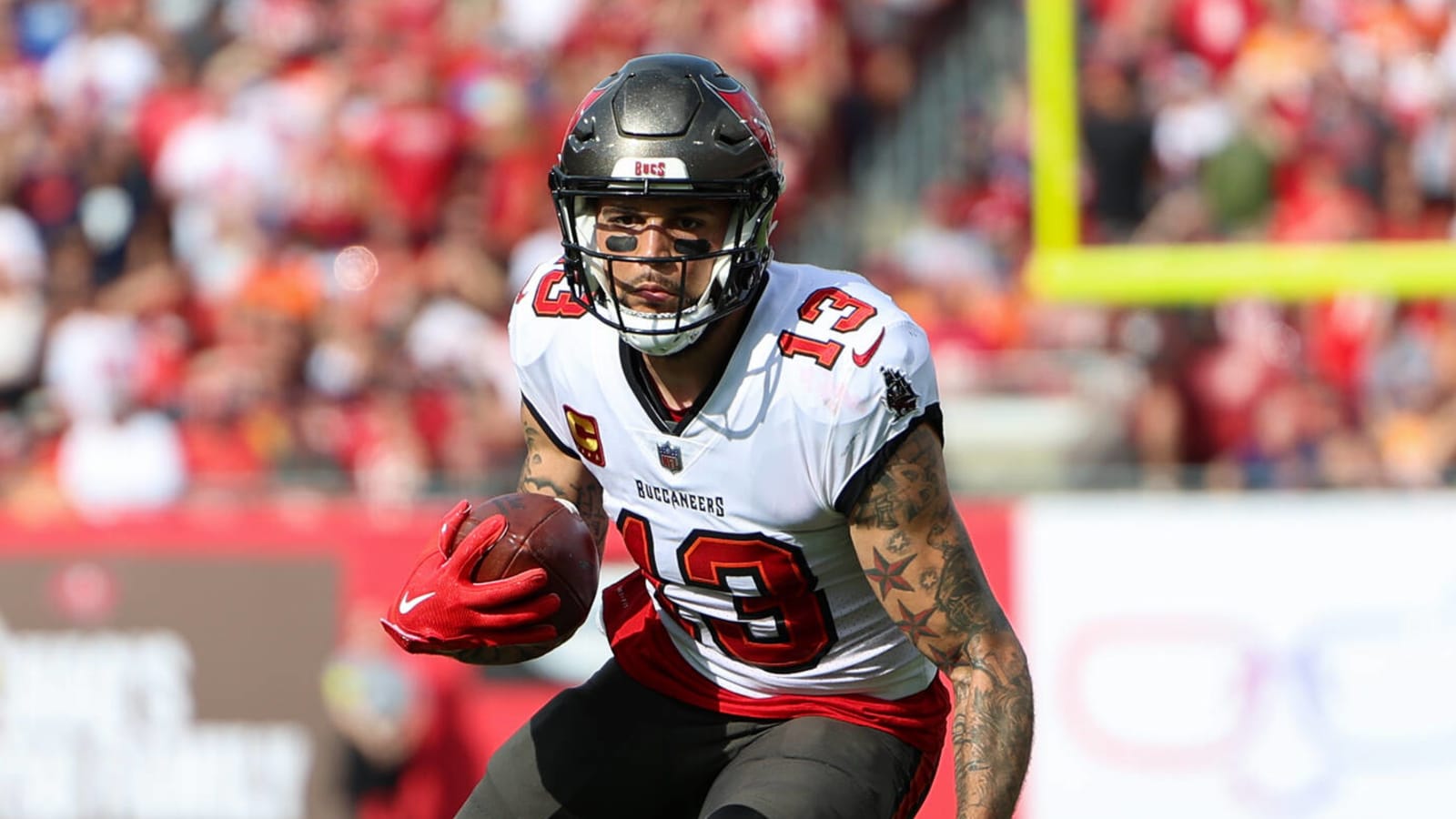 Wrong number? Fan gets autographed Mike Evans jersey from Bucs