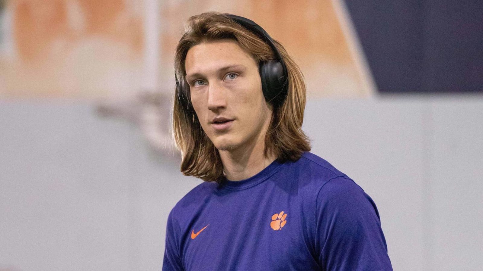 Trevor Lawrence undergoes successful shoulder surgery