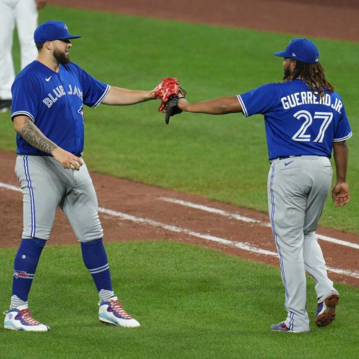 Cavan Biggio's HBP lifts Blue Jays over Phillies; Jordan Romano