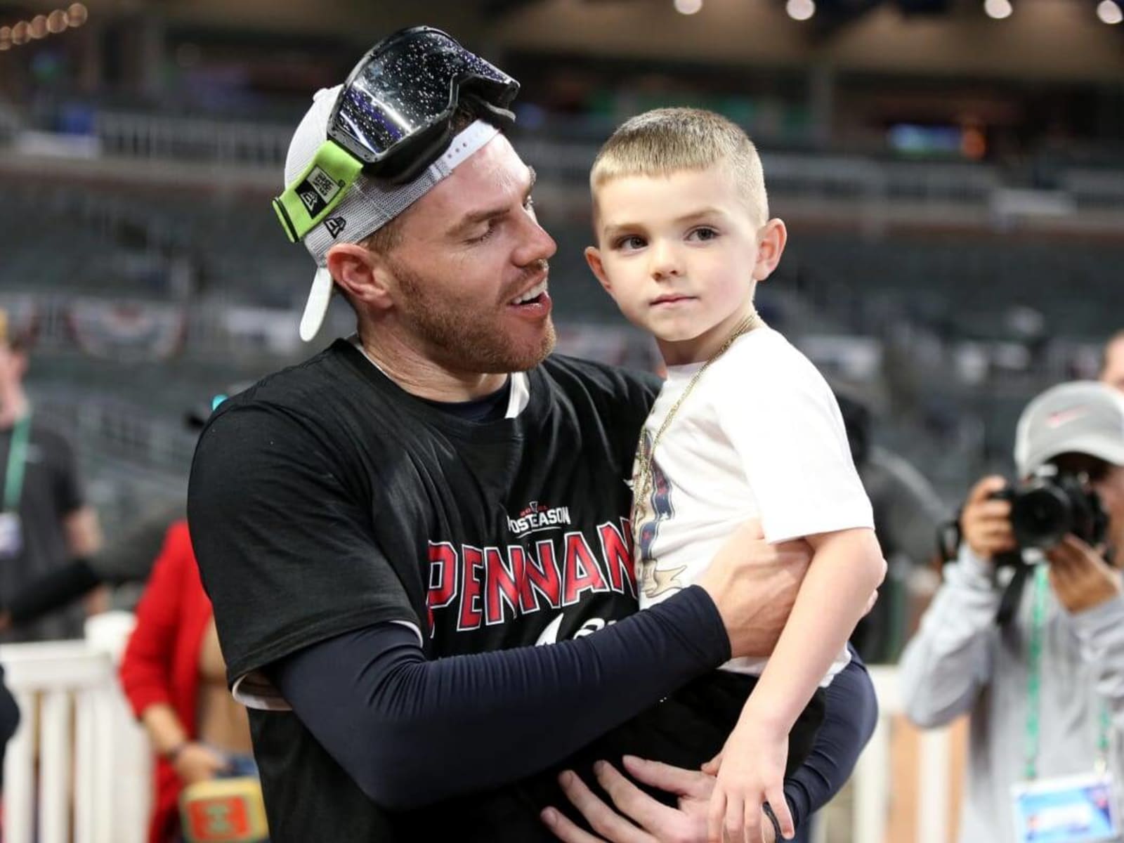 Freddie Freeman shares touching moment with teenage fan who lost his parents