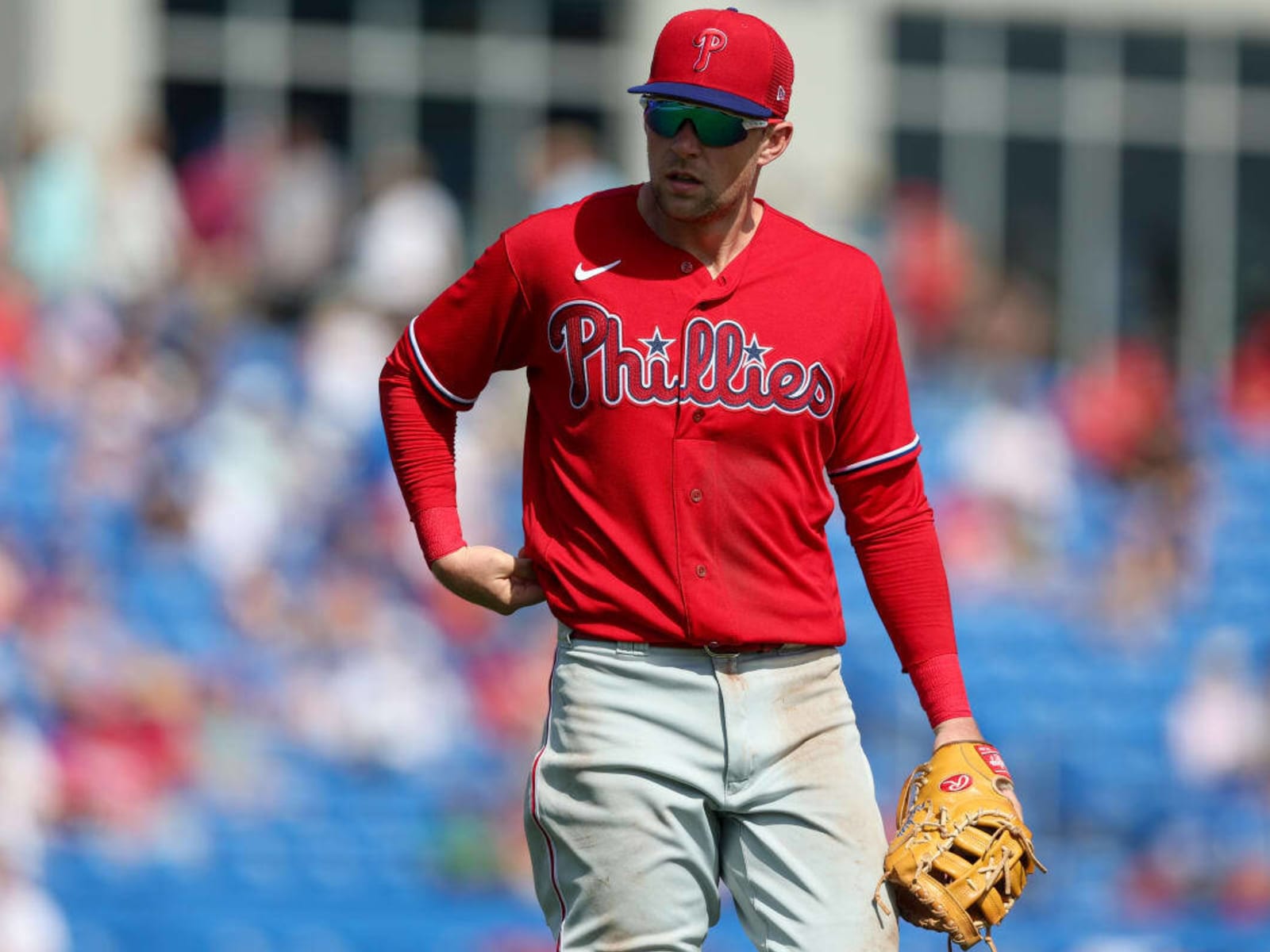 Phillies manager Rob Thomson says Rhys Hoskins must clear hurdle of  baserunning to return for the World Series