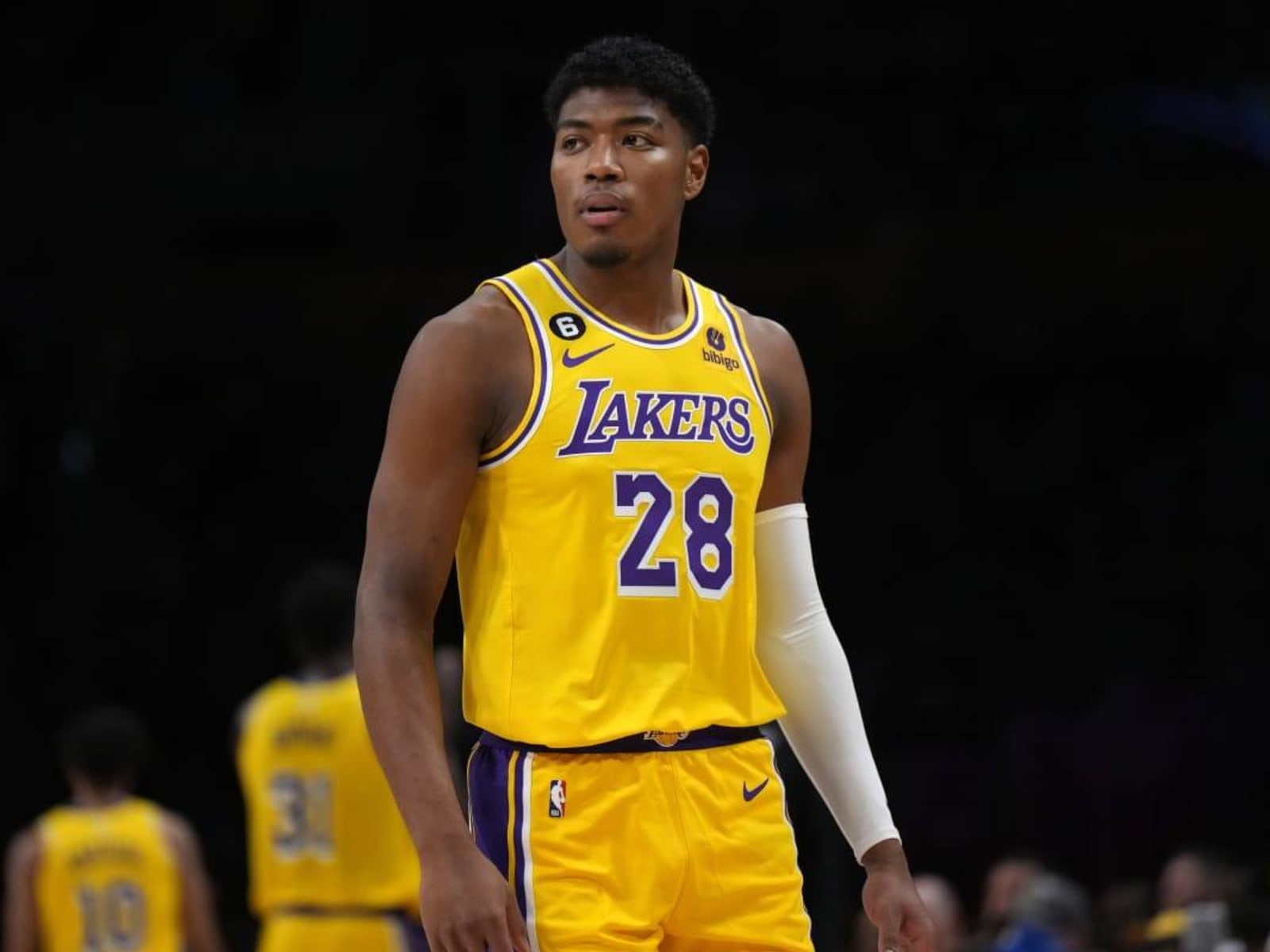 Lakers 28 jersey outlet