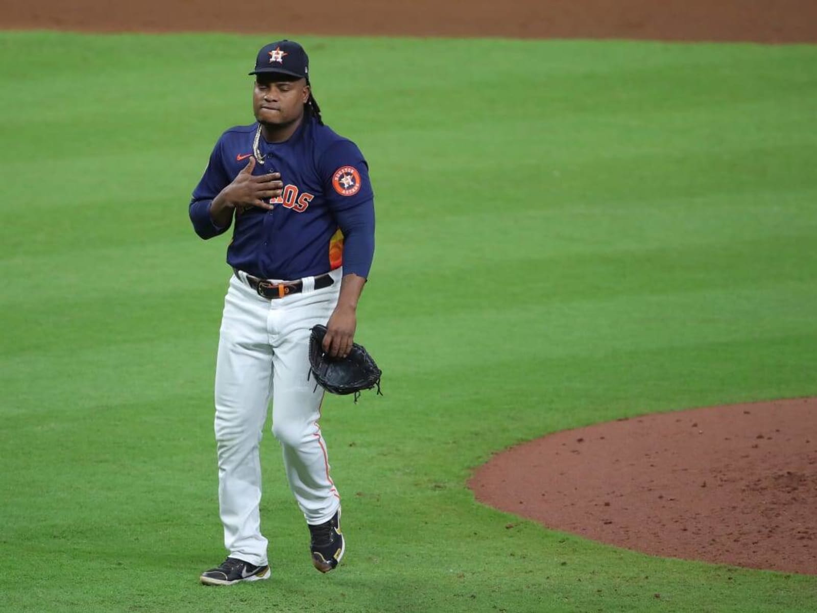 Astros agree to deal to add Oxy jersey patch for 2023 season