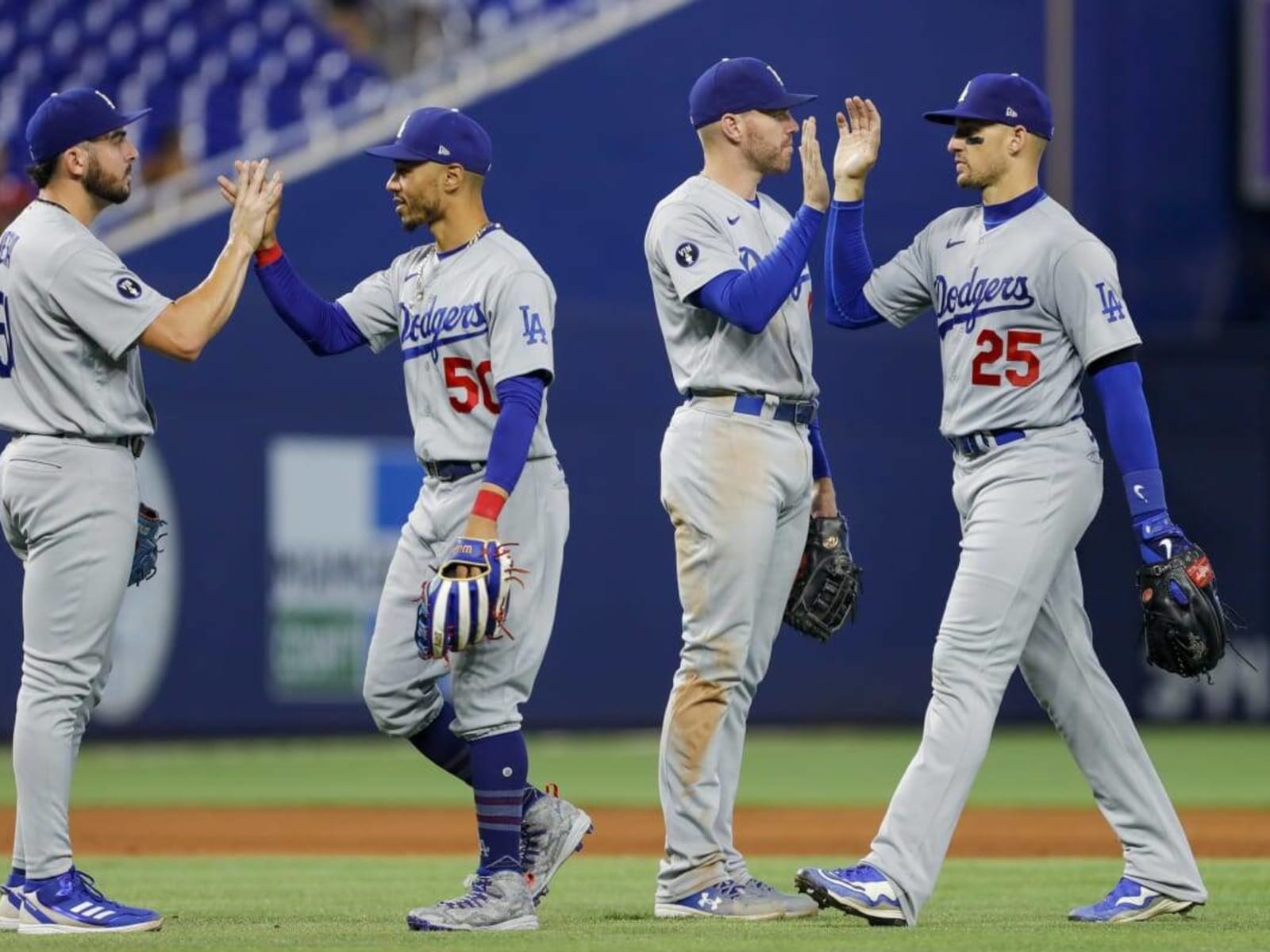 Dodgers player-by-player breakdown as tough roster decisions loom – Daily  News