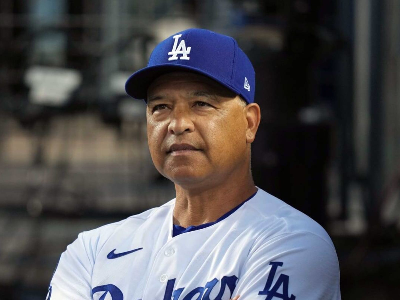 Dave Roberts jersey giveaway, 08/14/2018