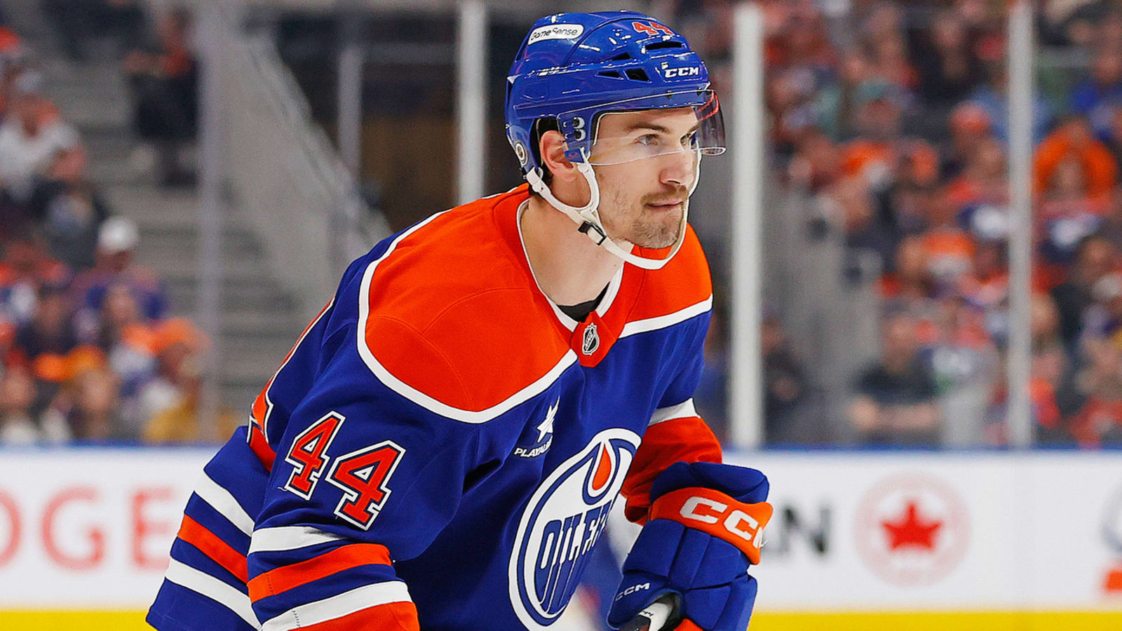 Roster move may be coming for Oilers defenceman after rough game