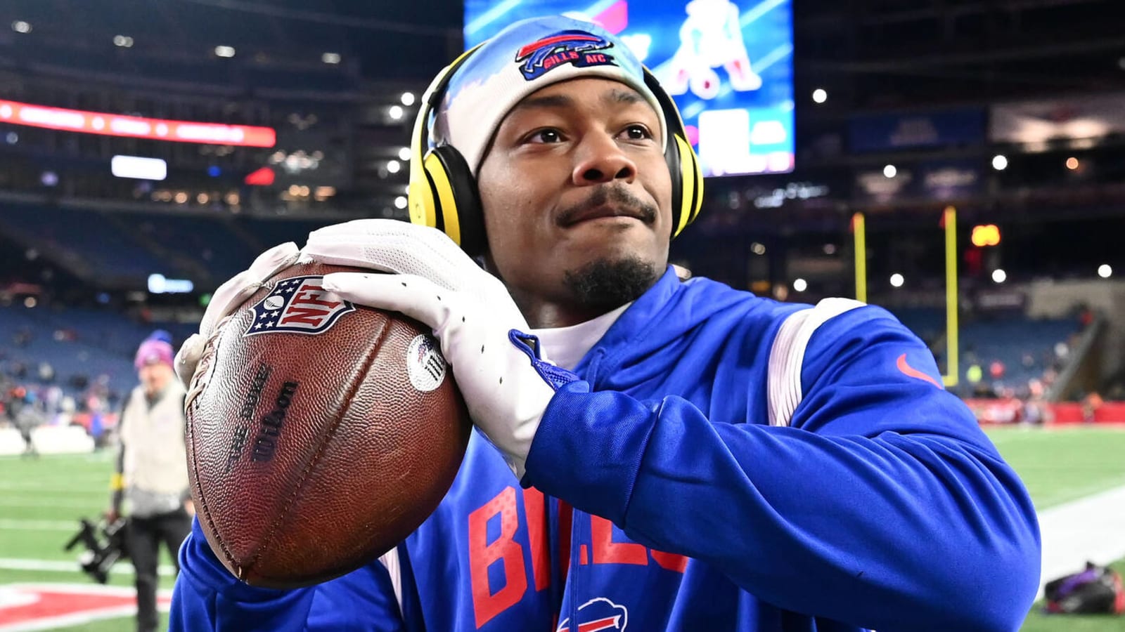 Did Stefon Diggs drama keep Bills from signing DeAndre Hopkins?