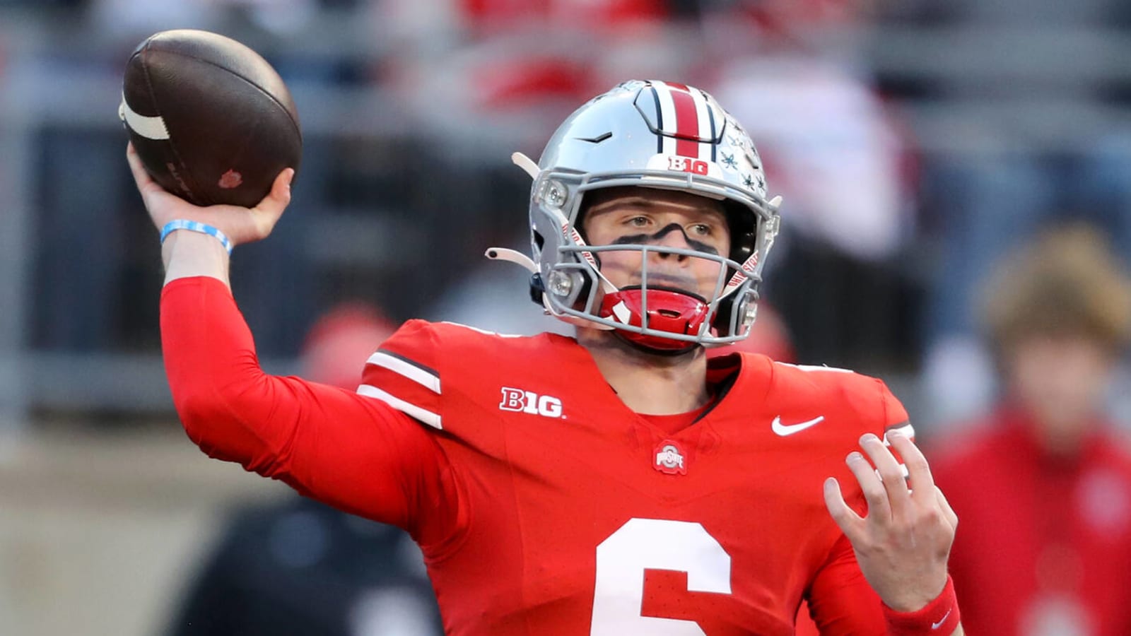 Surprising Big Ten program favorite to land former OSU QB