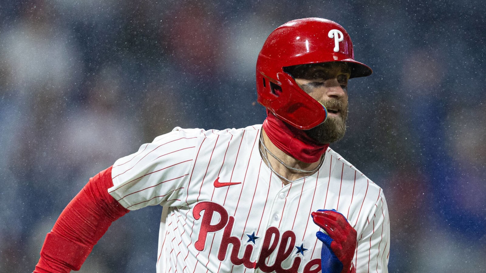 Watch: Harper crushes three HRs in Phillies win over Reds