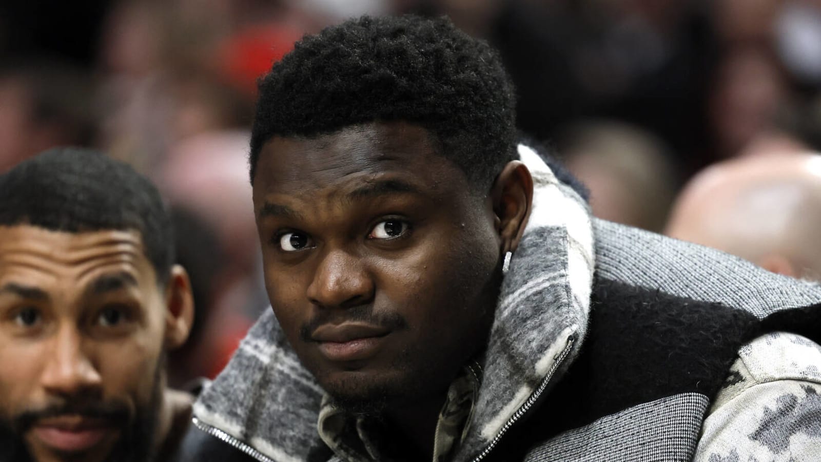 Video of Zion Williamson warming up creates more questions