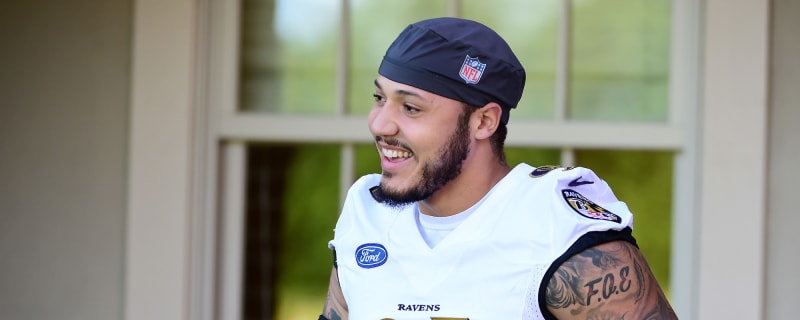 Titans Signing OLB Shane Ray & C Corey Levin