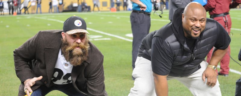 Steelers&#39; Casey Hampton Receives Huge Compliment From Aaron Donald: 'Nobody Did It Better'