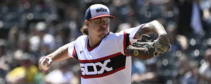 Clevinger, bullpen pitch 3-hitter, White Sox beat Tigers, 6-0
