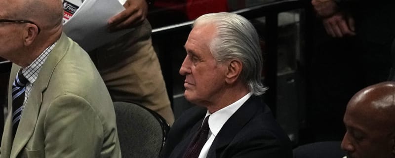 Pat Riley Congratulated Michael Jordan After The Miami Heat