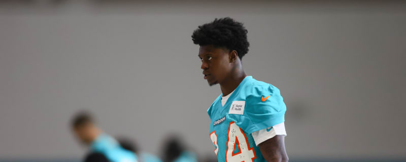 Dolphins Place CB Cam Smith on IR