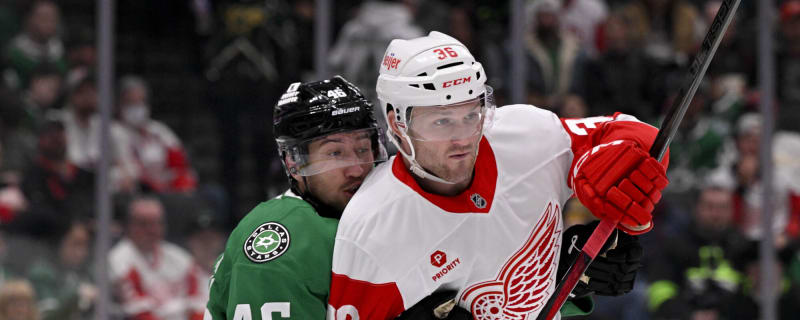 Blue Jackets Claim Christian Fischer From Red Wings