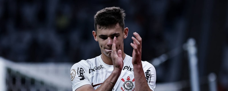 PSG joins Arsenal in the race for a Brazilian talent